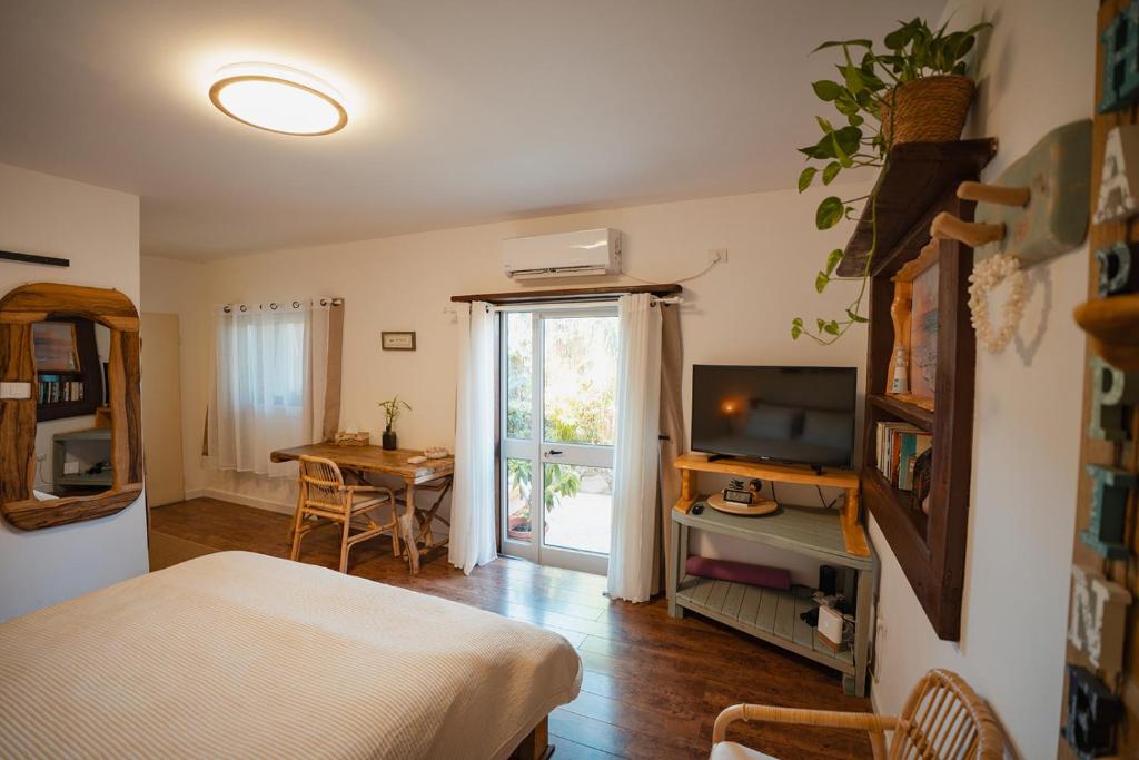 Ein Bett oder Betten in einem Zimmer der Unterkunft Unique Suite In Eilat