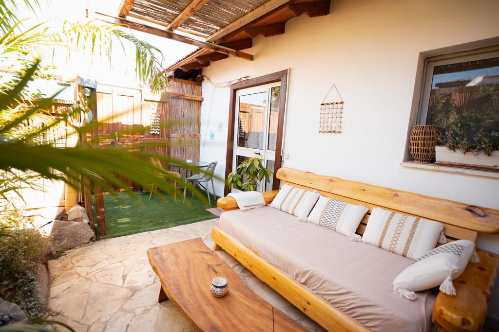 Ein Balkon oder eine Terrasse in der Unterkunft Unique Suite In Eilat