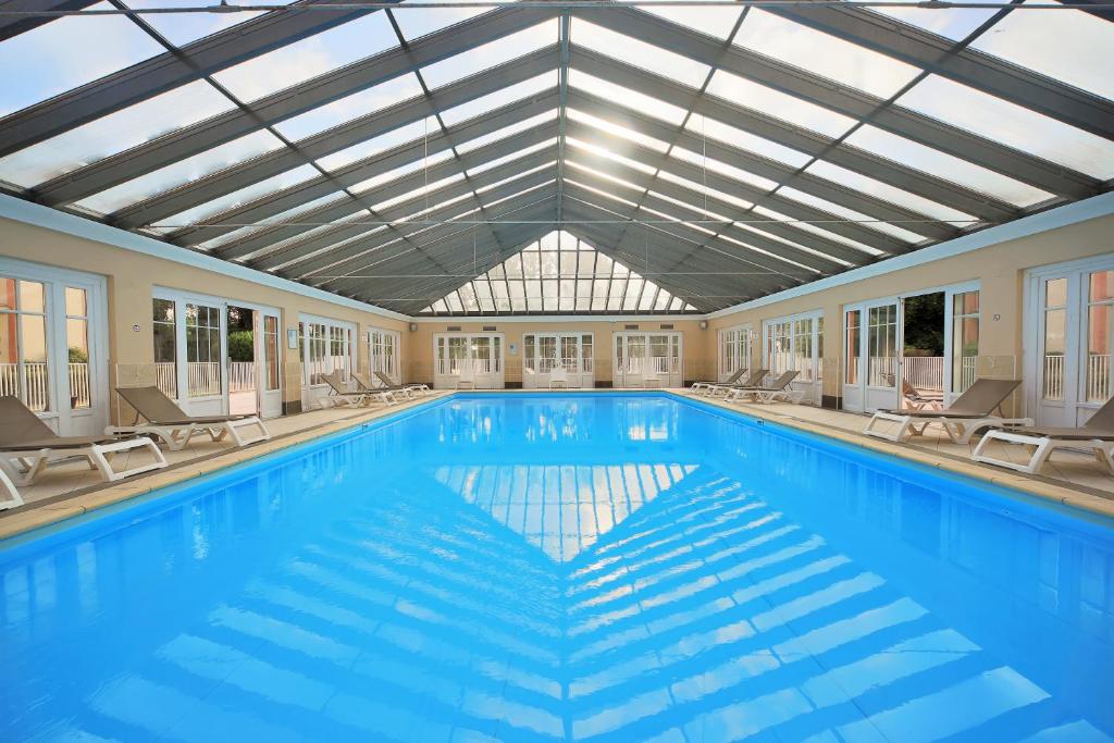 Swimmingpoolen hos eller tæt på Résidence Pierre & Vacances Les Jardins de la Côte d'Opale