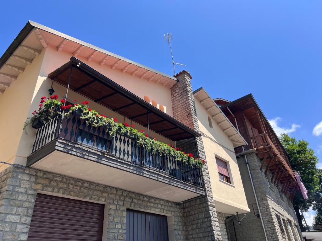 The building in which the holiday home is located