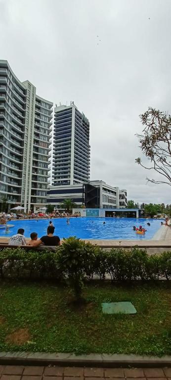 Бассейн в Solo Visit Apartments 1307 C или поблизости