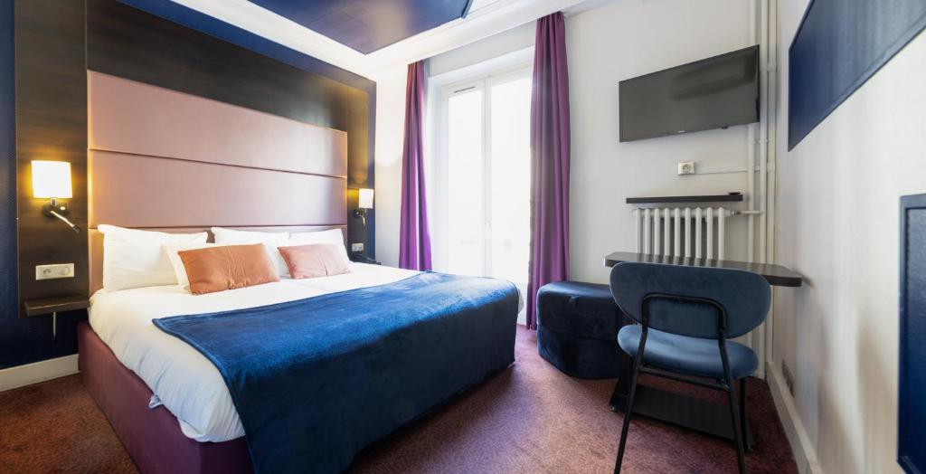 Accueil Hôtel Paris Pigalle Montmartre - Resim 36