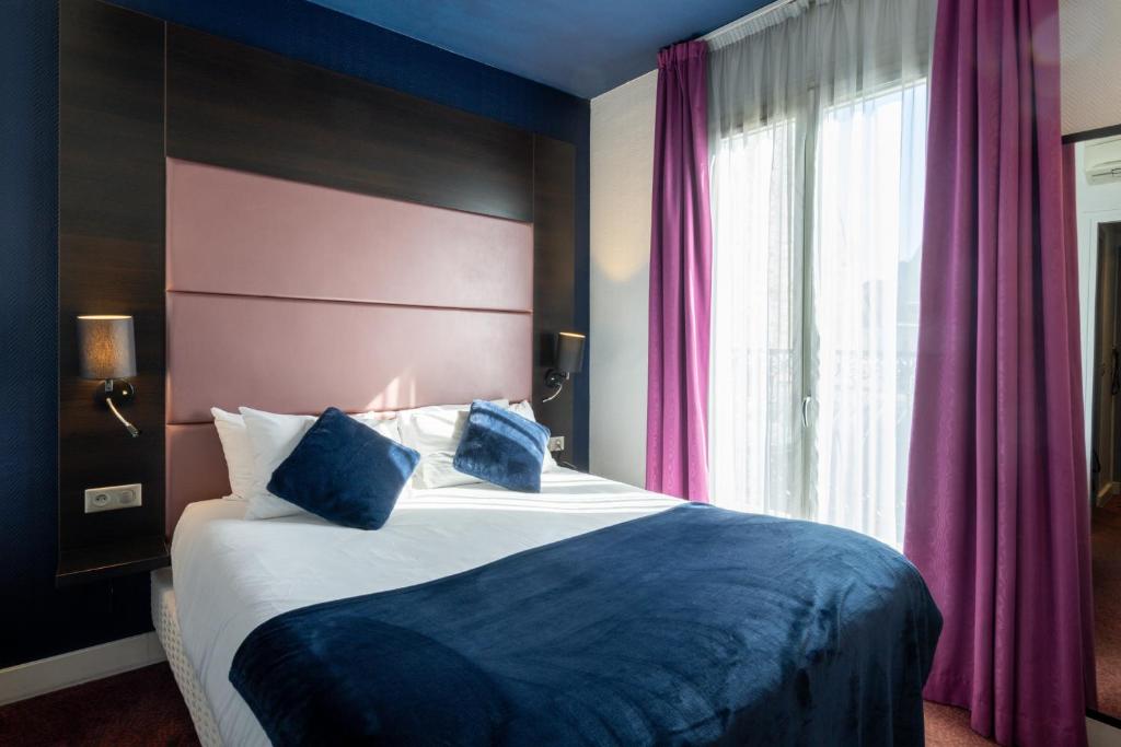 Accueil Hôtel Paris Pigalle Montmartre - Resim 29