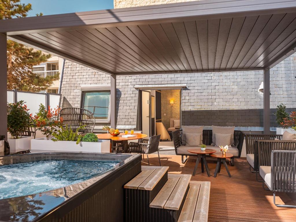 Niepce Paris, Curio Collection By Hilton - Resim 4