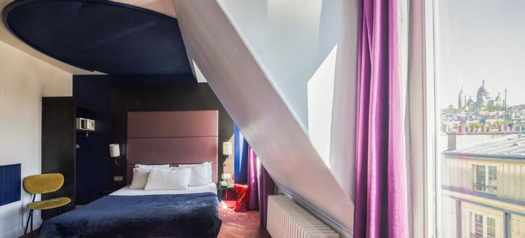 Accueil Hôtel Paris Pigalle Montmartre - Resim 40