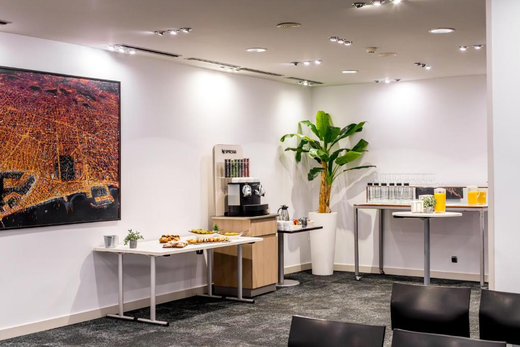 Abba Sants - Resim 37