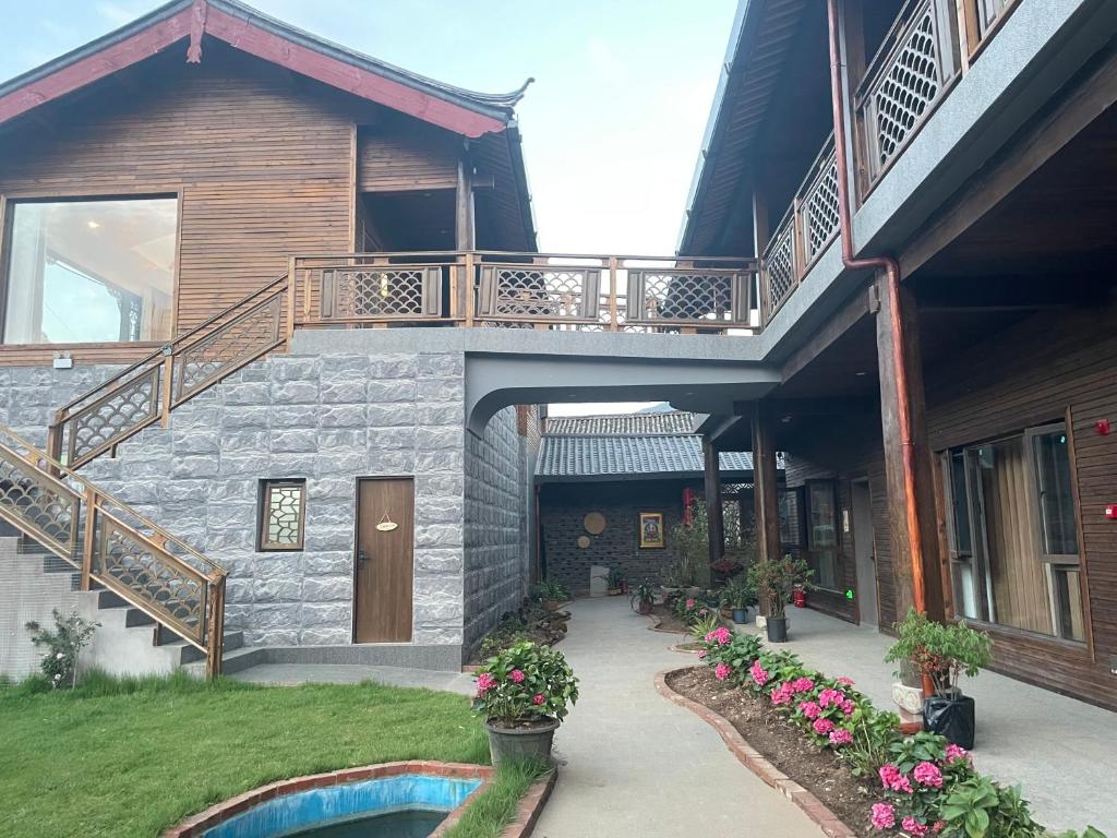 Budova, kde se aparthotel nachází