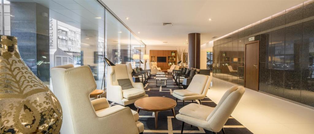 NH Coimbra Dona Ines - Resim 11