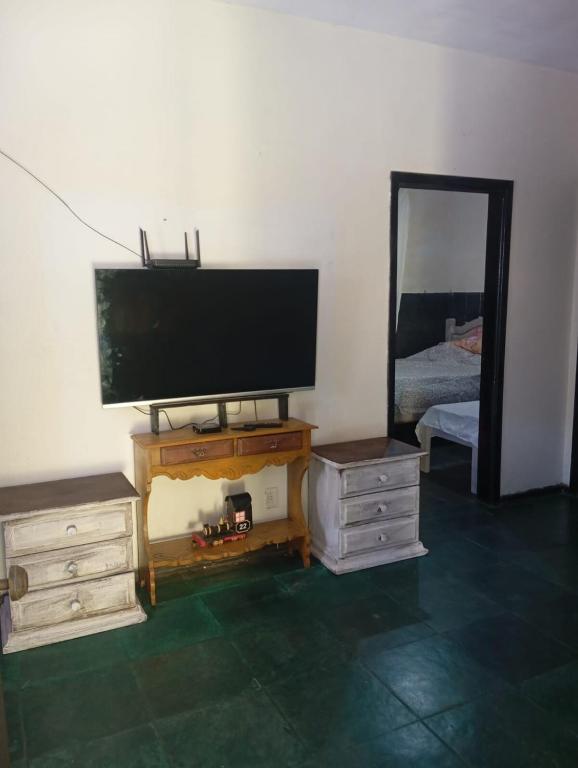 TV a/nebo společenská místnost v ubytování Hospedagem Liberdade