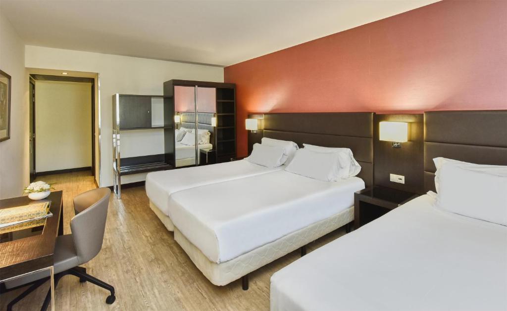 NH Coimbra Dona Ines - Resim 39