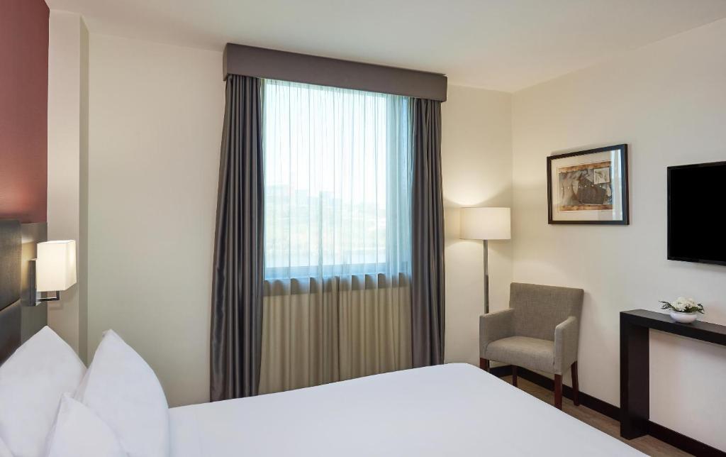 NH Coimbra Dona Ines - Resim 40