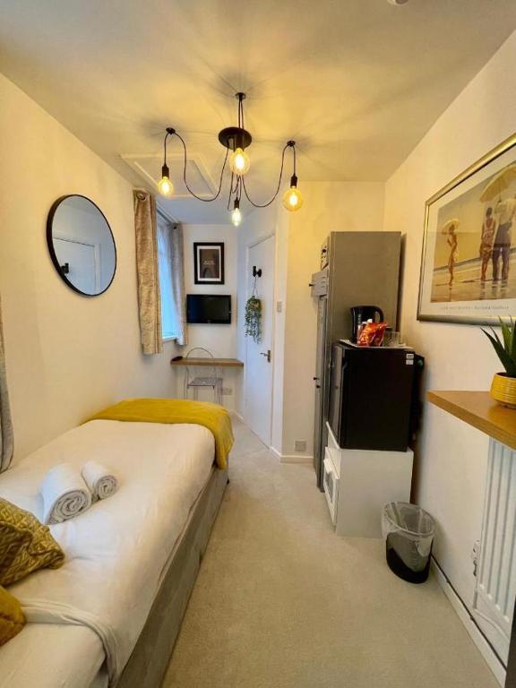 Blue Skye Guest House 8 - Resim 9