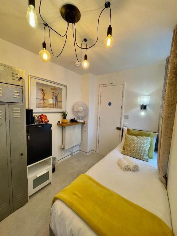 Blue Skye Guest House 8 - Resim 11