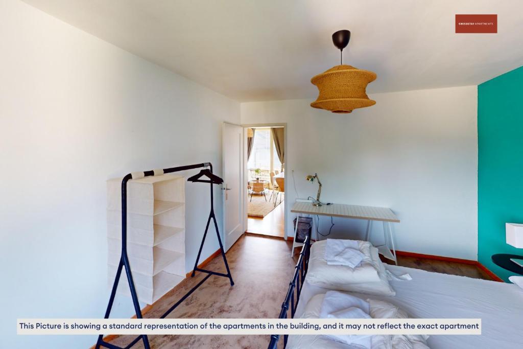 Relax with Room to Spare 3-Bedroom Zurich Stay - Resim 5