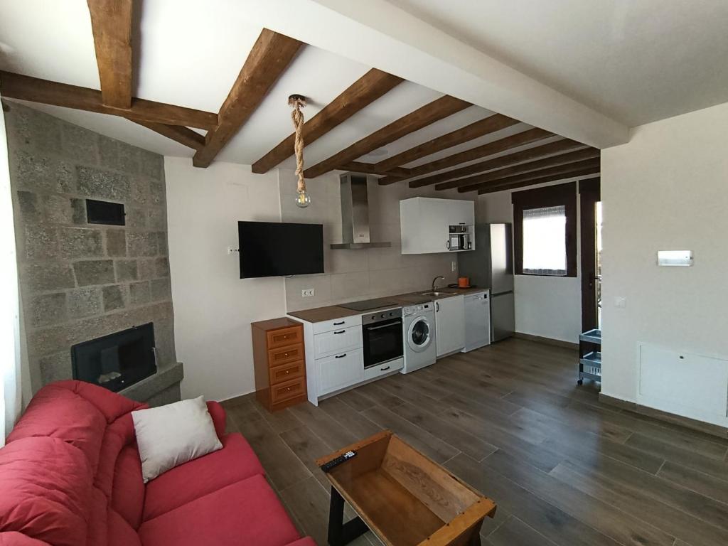 Kuchyň nebo kuchyňský kout v ubytování Casa rural La Zarzosa