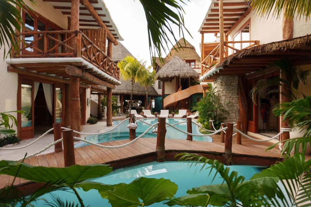 Casa Las Tortugas Petit Beach Hotel & Spa