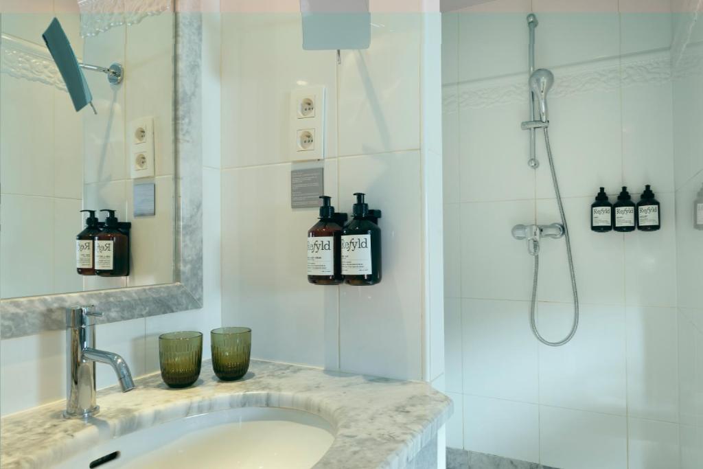 Hôtel Le Lavoisier & Spa - Resim 45