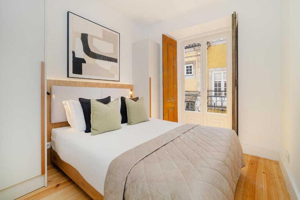 WHome Central Lisbon Hideaway in Lively Rua da Rosa