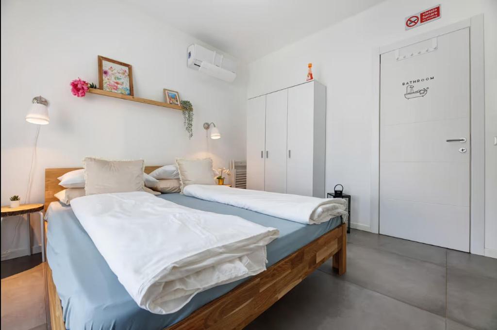 PEONIA 2 posti Wi-Fi AC free park Jacuzzi
