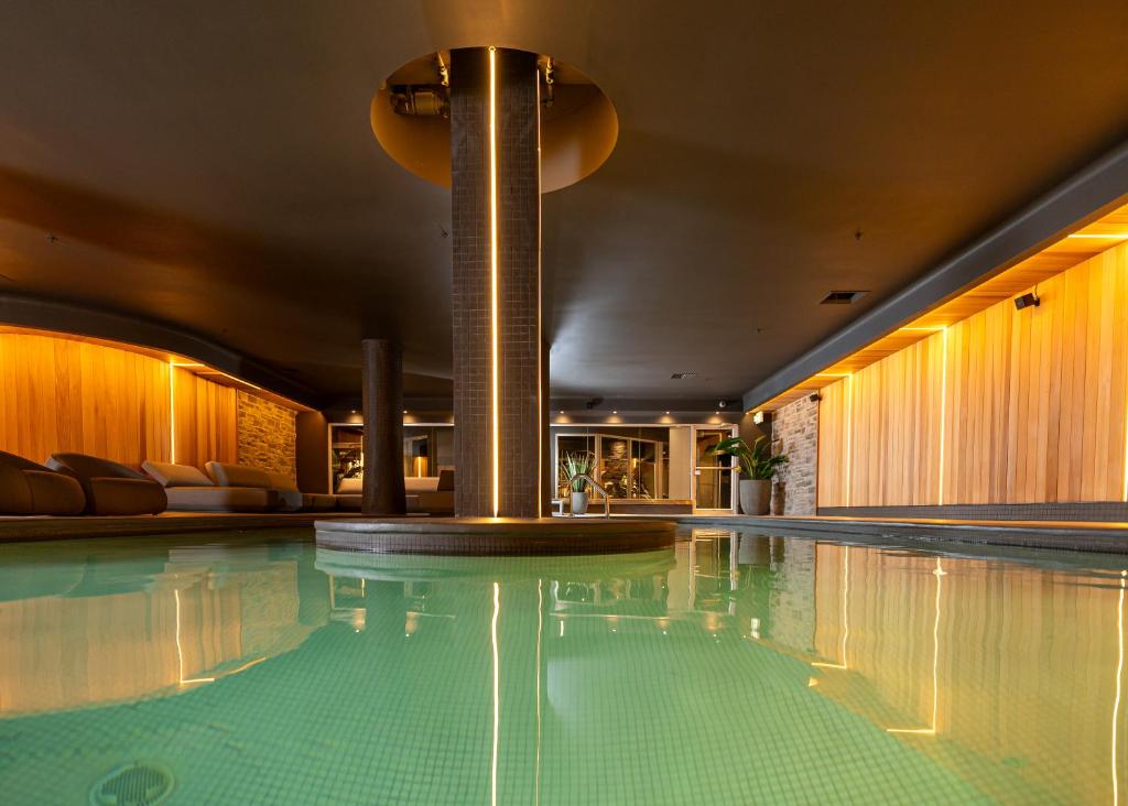 Hotel Manoir Victoria - Resim 25