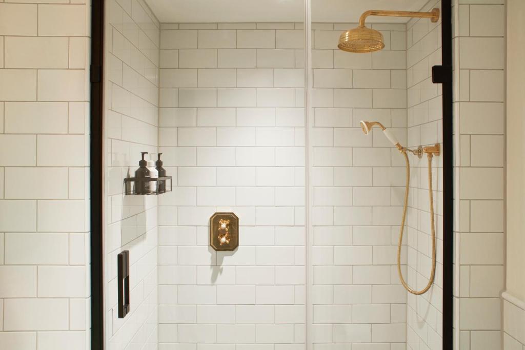 The Hoxton, Edinburgh - Resim 7