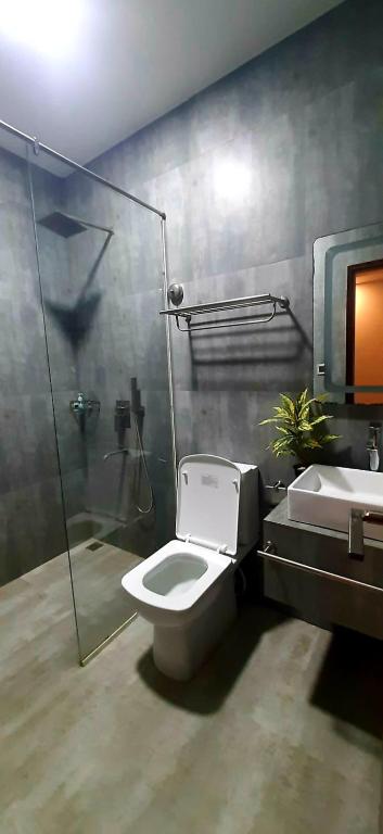 Dhiffushi Tourist Hotel - View 7