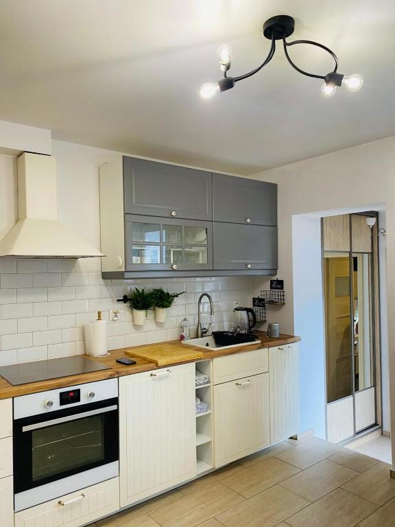 Η κουζίνα ή μικρή κουζίνα στο Apartament 88