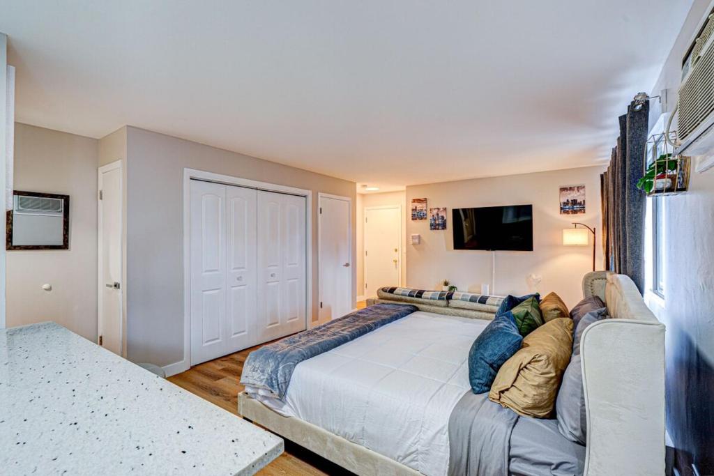 Photo de la galerie de l'établissement Luxury King Bed in Family Friendly Location, à Chicago