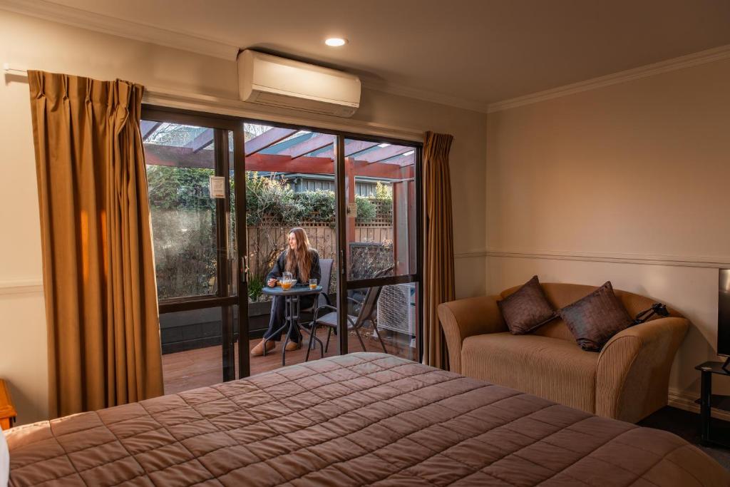 Alpine Springs Motel - Resim 22