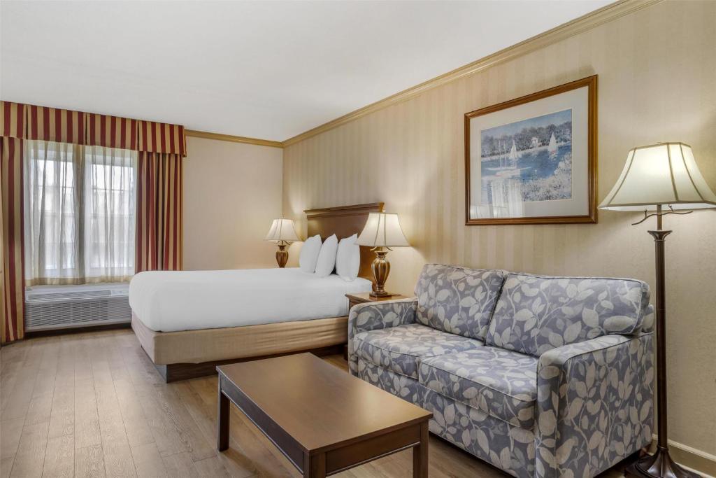 Gallery image of Best Western PLUS Morristown Inn-Florham Park in Morristown