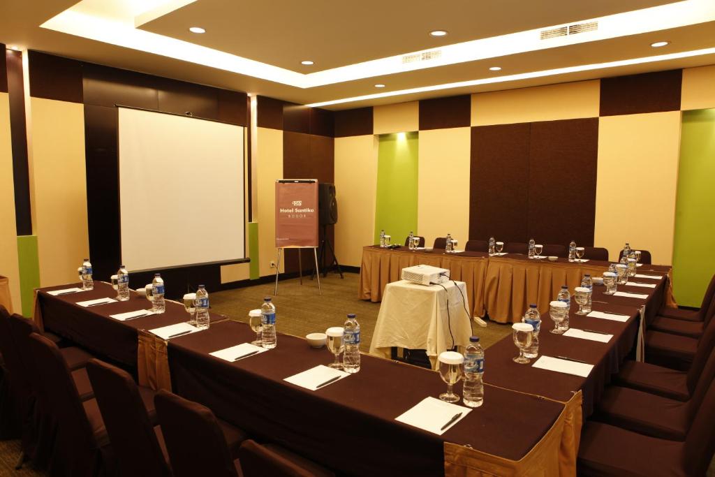 Konferenční prostory v ubytování Hotel Santika Bogor
