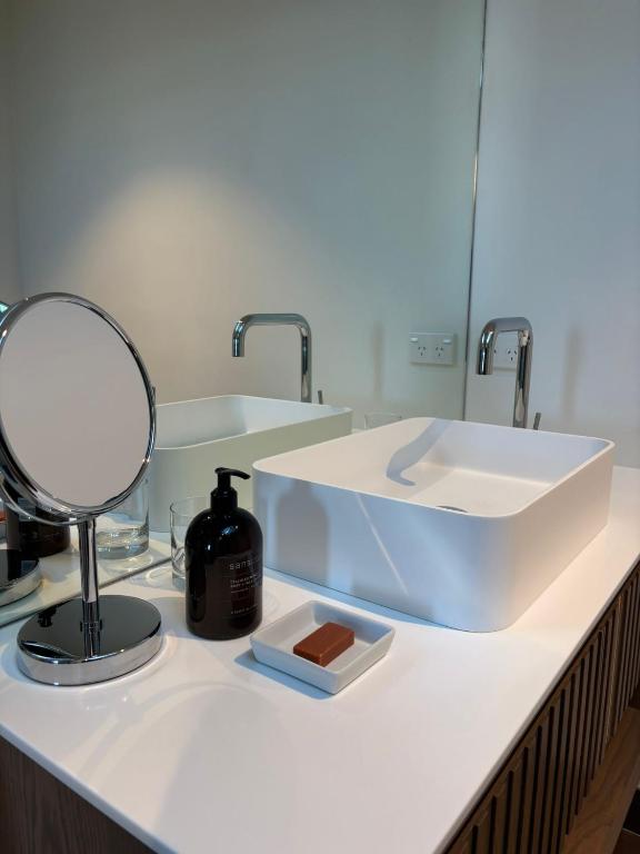 The Spire Hotel - Resim 36