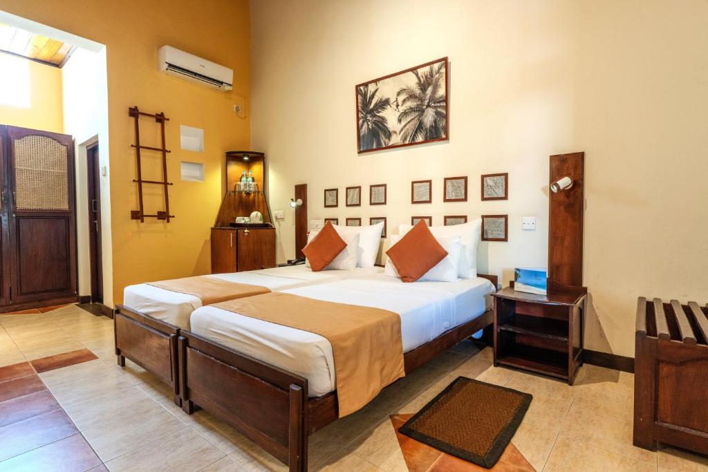 Insight Resort Ahangama - 1