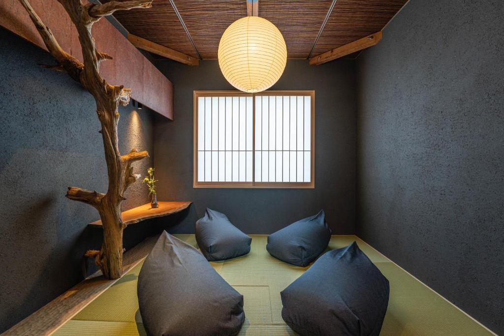 蜂の屋Hachinoya