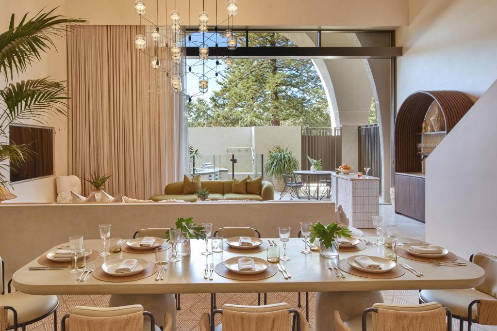 Mondrian Gold Coast - Resim 42