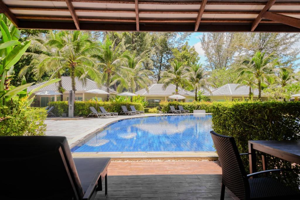 SENTIDO Khao Lak - 12