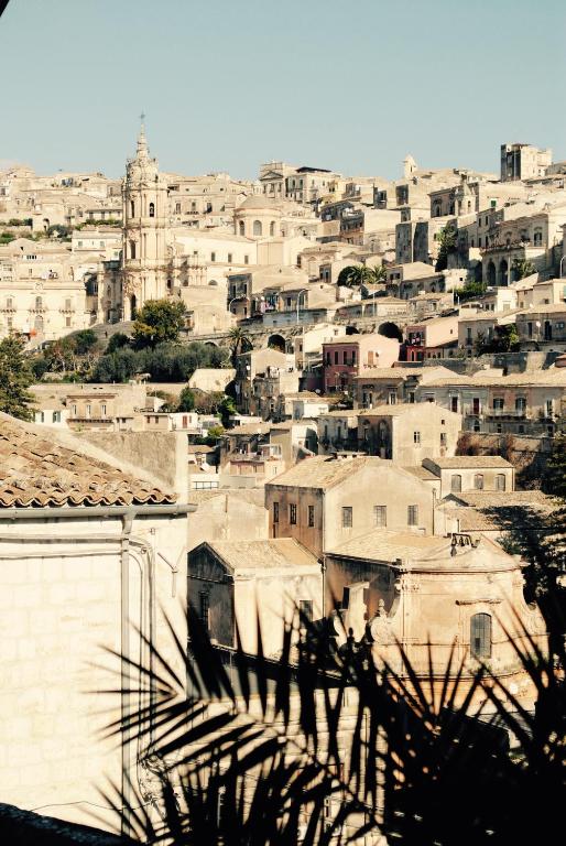 A general view of Sampieri or a view of the city taken from Az apartmant