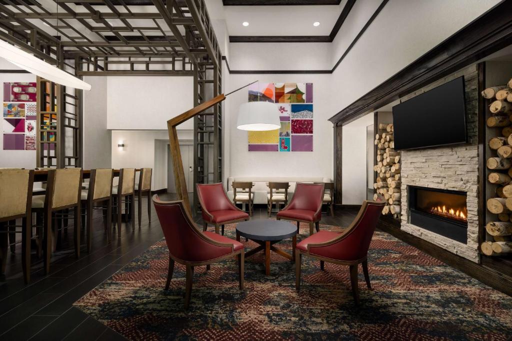 Hampton Inn & Suites - Napa, CA photo