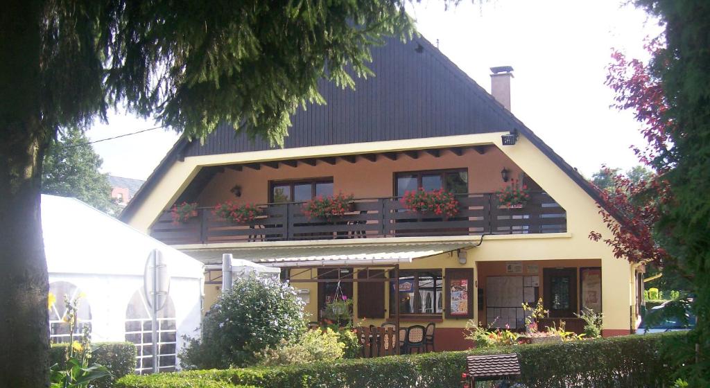 Dossenheim-sur-Zinsel