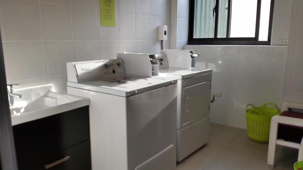 Kuchyň nebo kuchyňský kout v ubytování Citizen Hotel