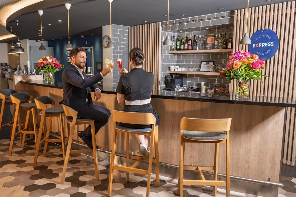 Holiday Inn Express Geneva Airport by IHG - Resim 4