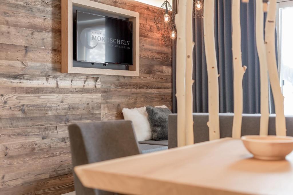 Mondschein Hotel & Chalet Ski-In Ski-Out Luxus am Arlberg - 11