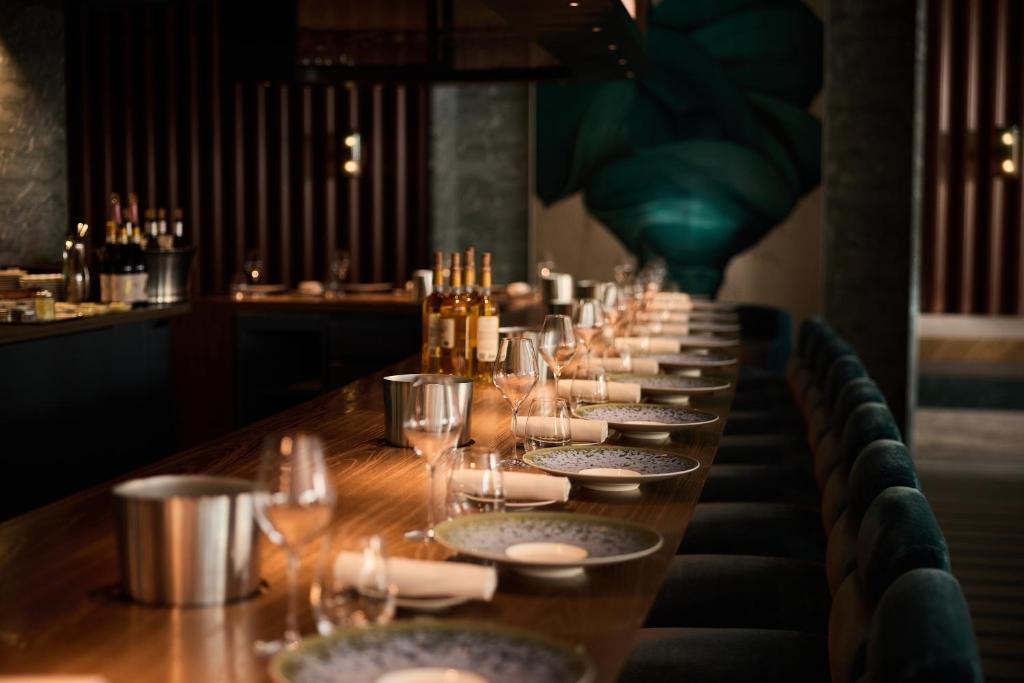 Four Seasons Hotel London at Park Lane - Resim 13