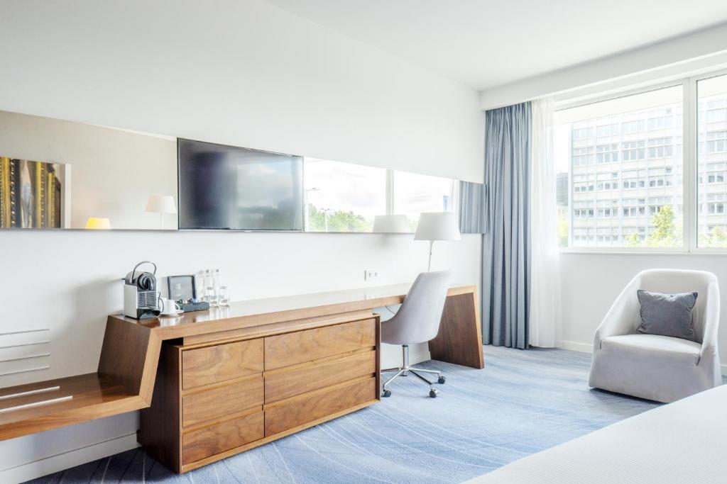 DoubleTree by Hilton Wroclaw - 8