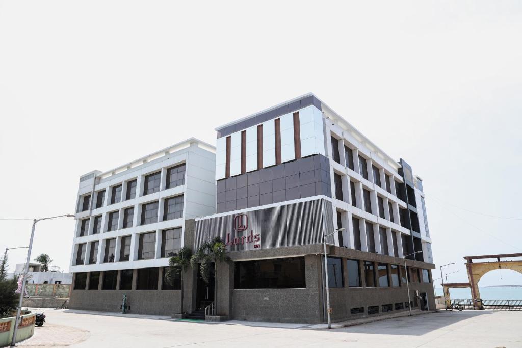 Lords Inn Porbandar - Housity