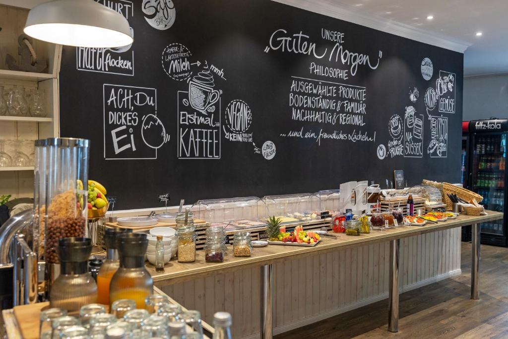 Auto-Parkhotel Hamburg St Pauli - Resim 10