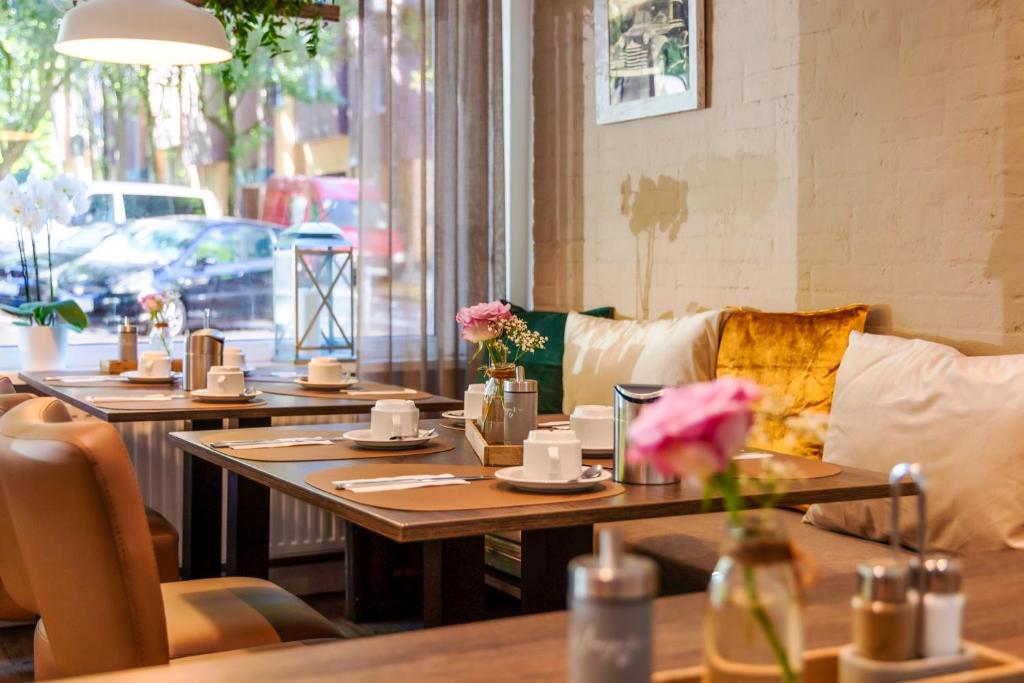 Auto-Parkhotel Hamburg St Pauli - Resim 32