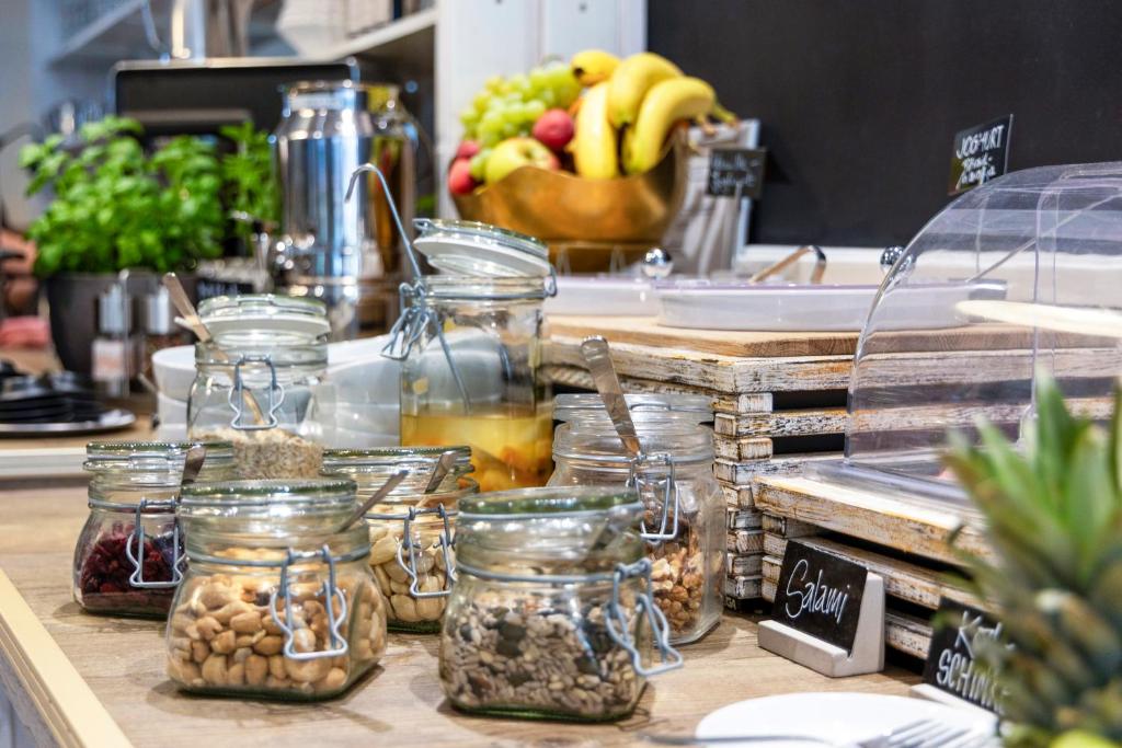 Auto-Parkhotel Hamburg St Pauli - Resim 28