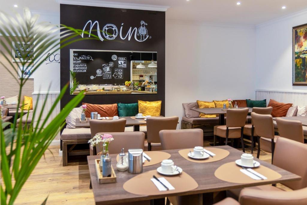 Auto-Parkhotel Hamburg St Pauli - Resim 34