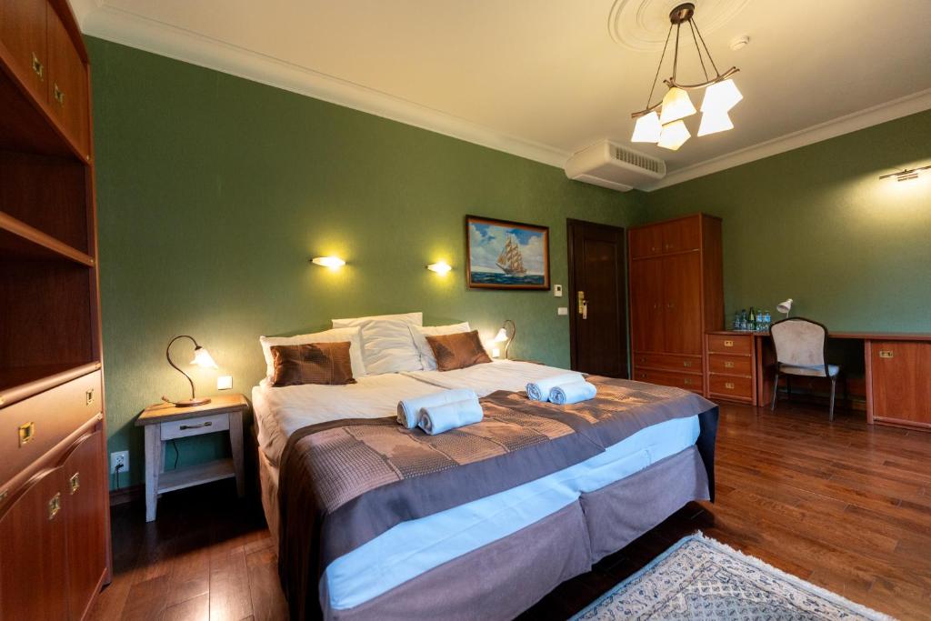 JK Dwór Grabowszczyzna - Deluxe Double Room With Balcony